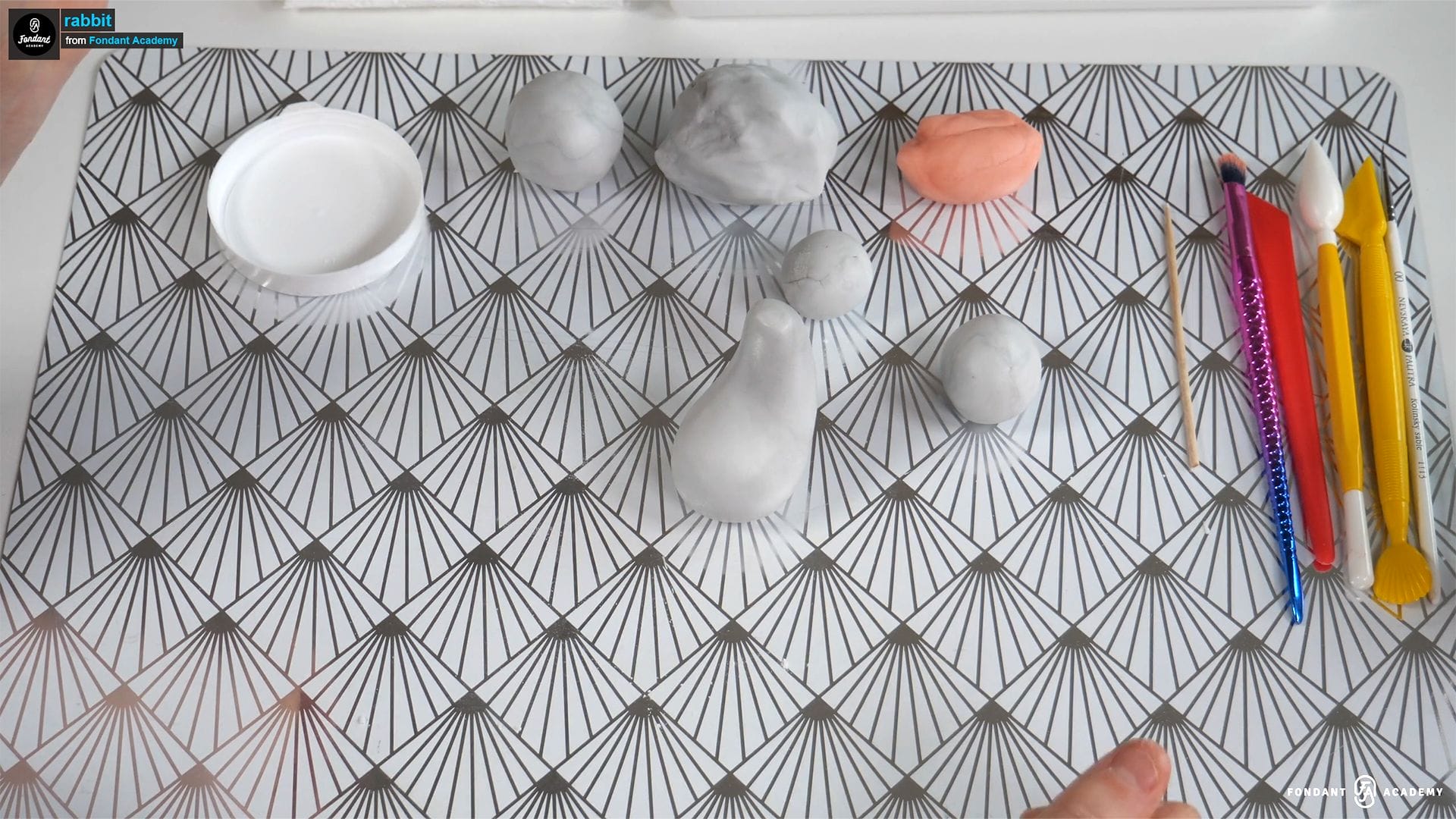 Rabbit With Big Ears - Fondant Cake Topper Tutorial 1