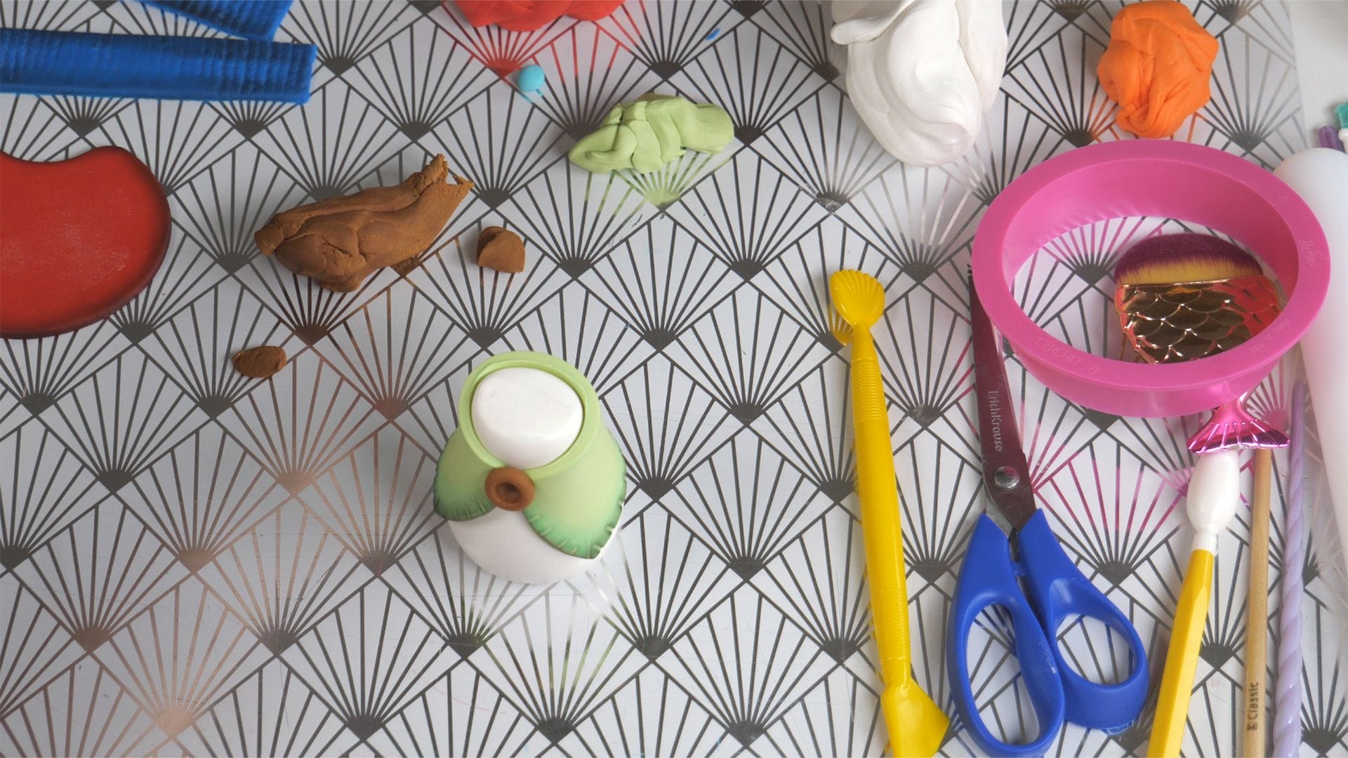 Snowman - Fondant Cake Topper Tutorial 1