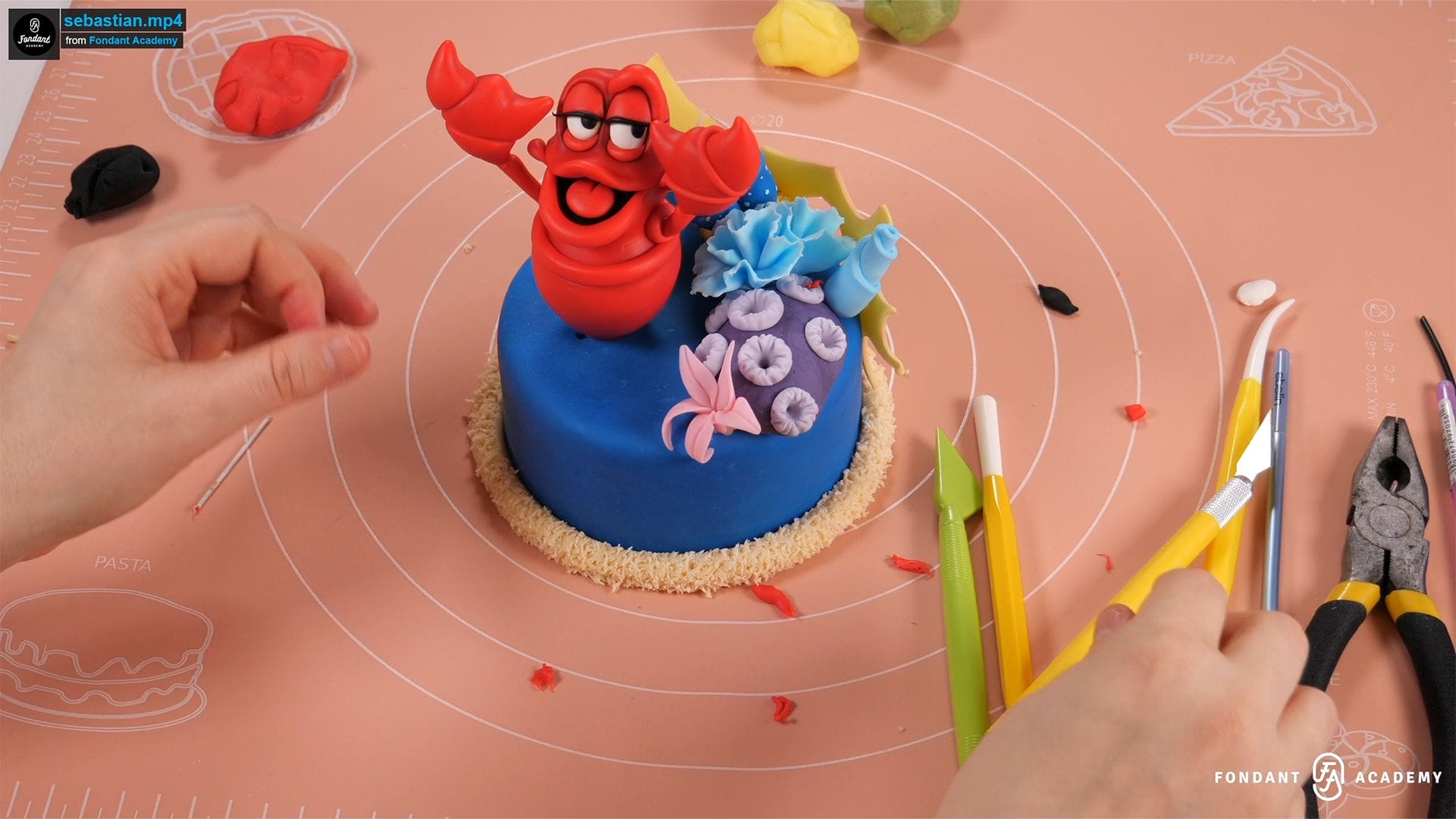 Sebastian – Fondant Cake Topper Tutorial 2