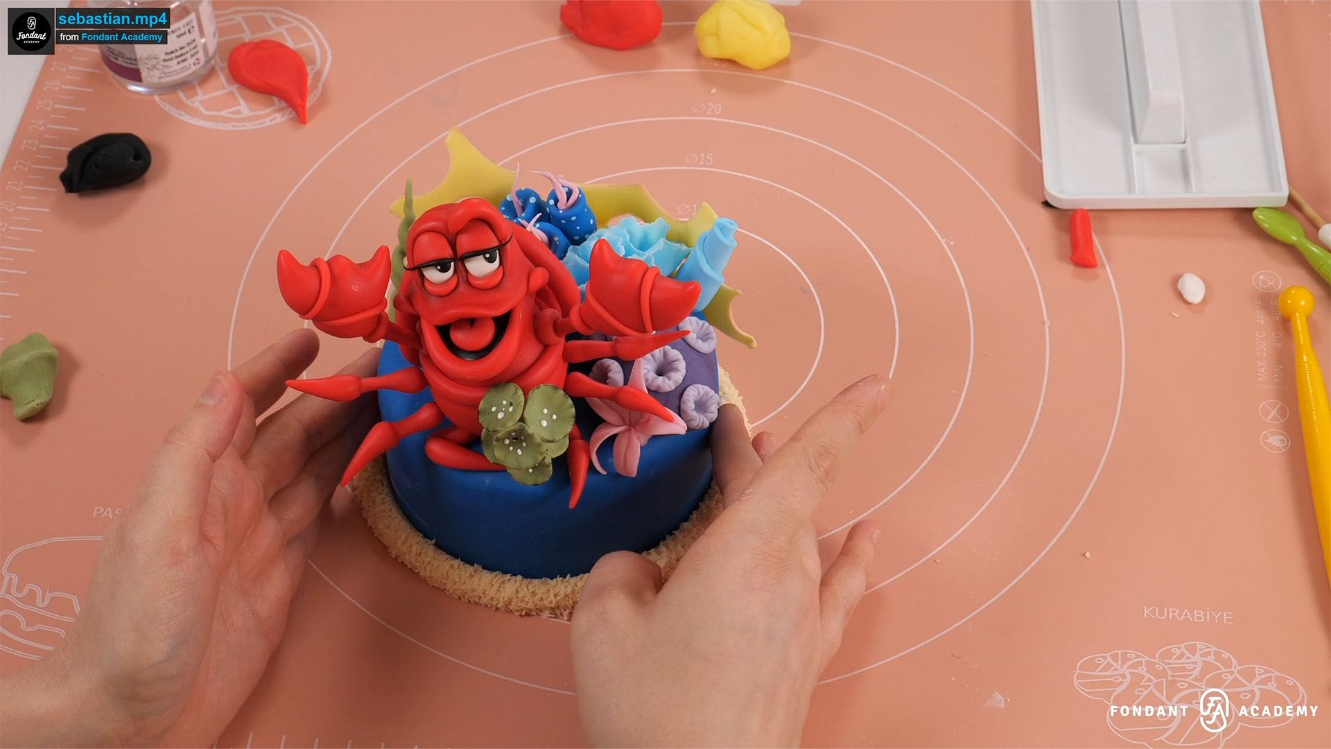 Sebastian – Fondant Cake Topper Tutorial 5