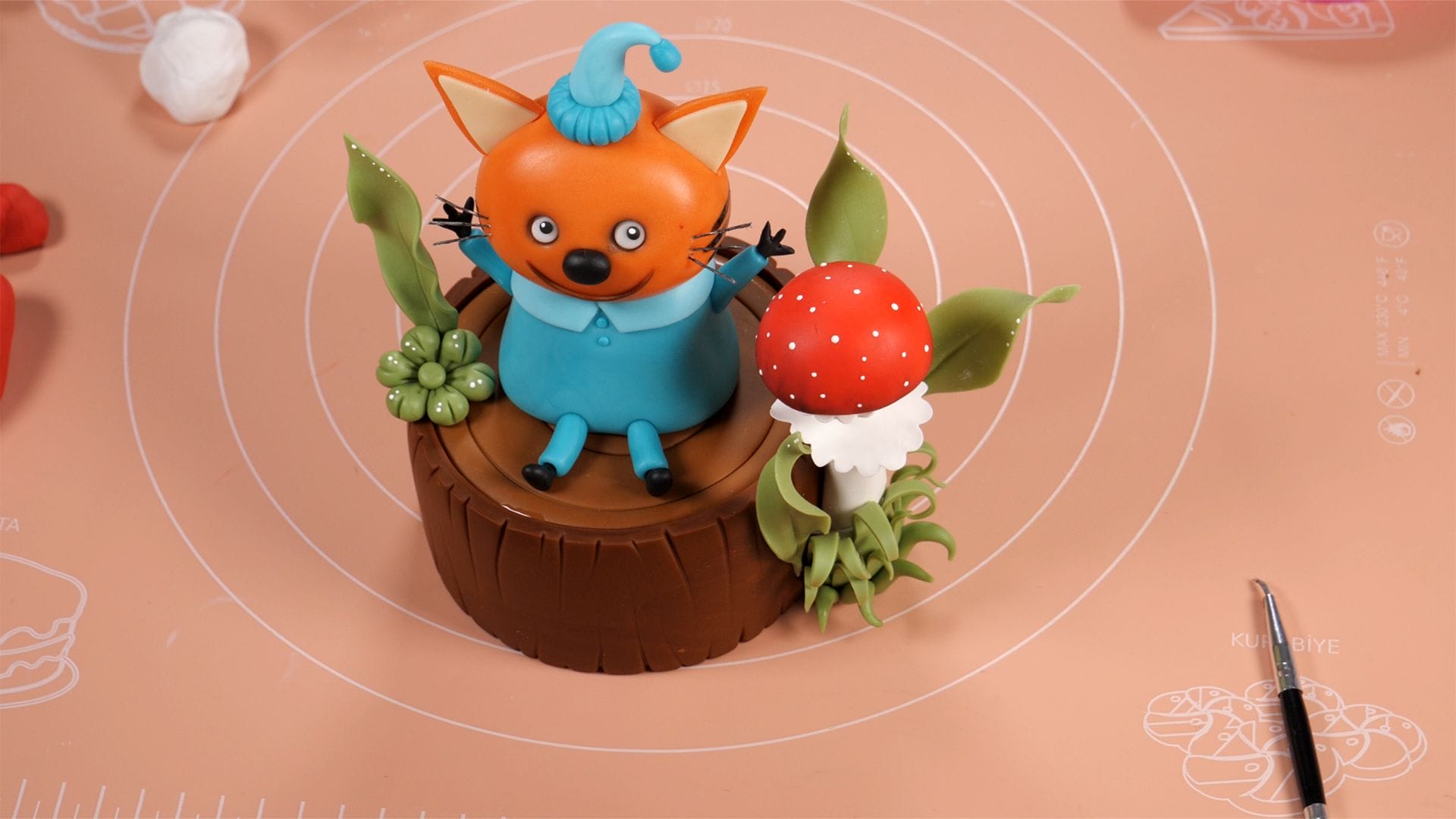 Wood Log Decoration - Fondant Tutorial 4