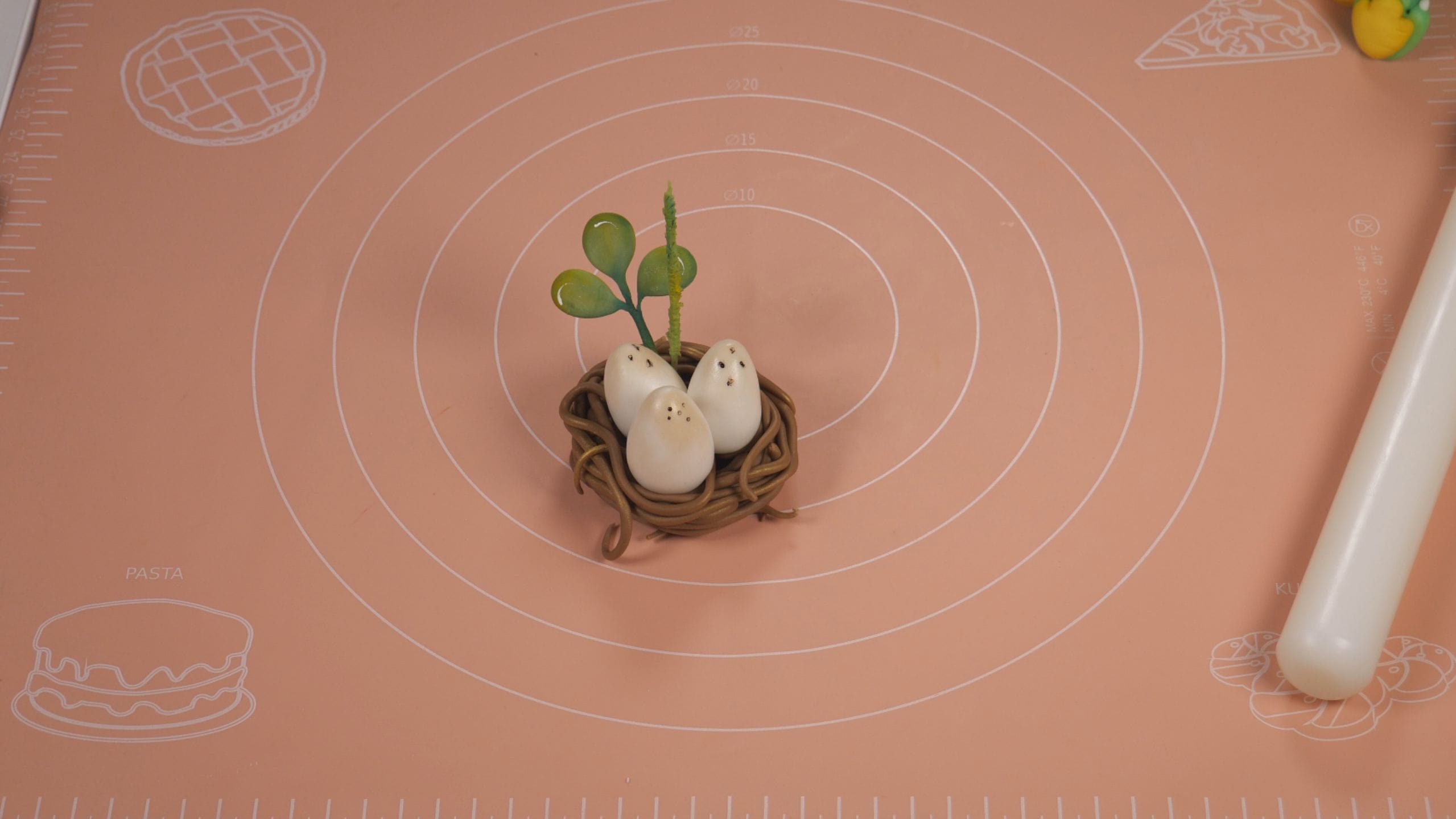 Tropical decoration – Fondant Tutorial 5